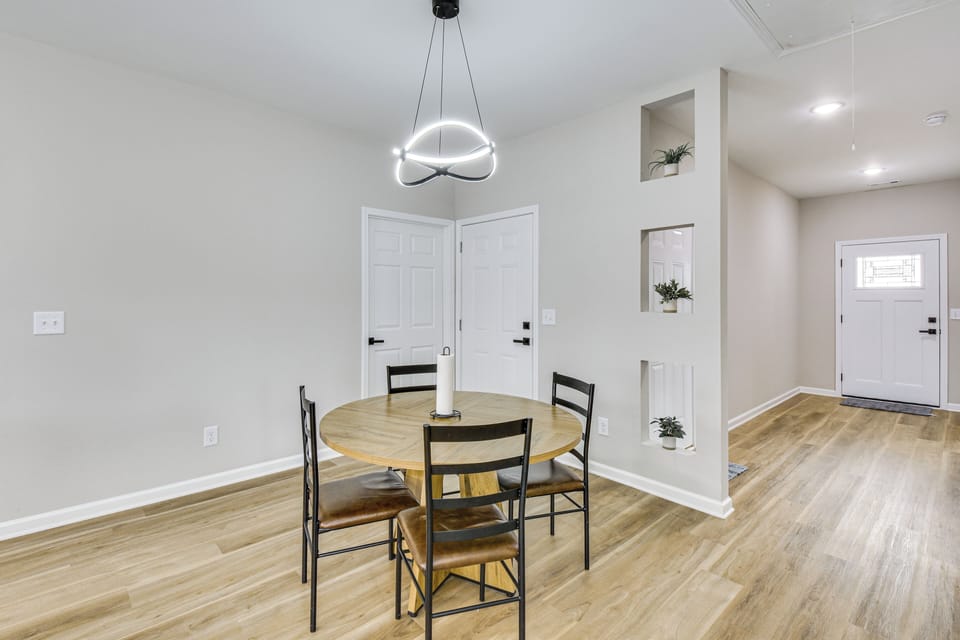 House (3 Bedrooms) | Interior