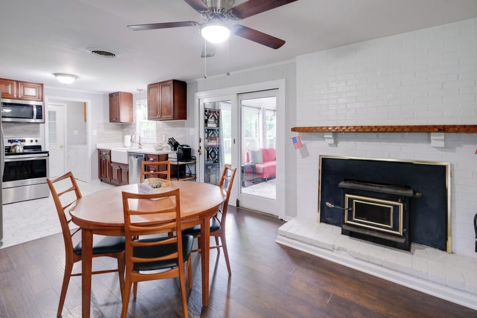 House (3 Bedrooms) | Interior