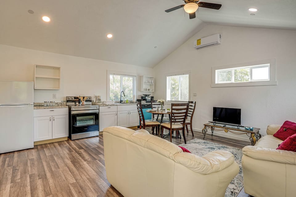 House (1 Bedroom) | Front of property