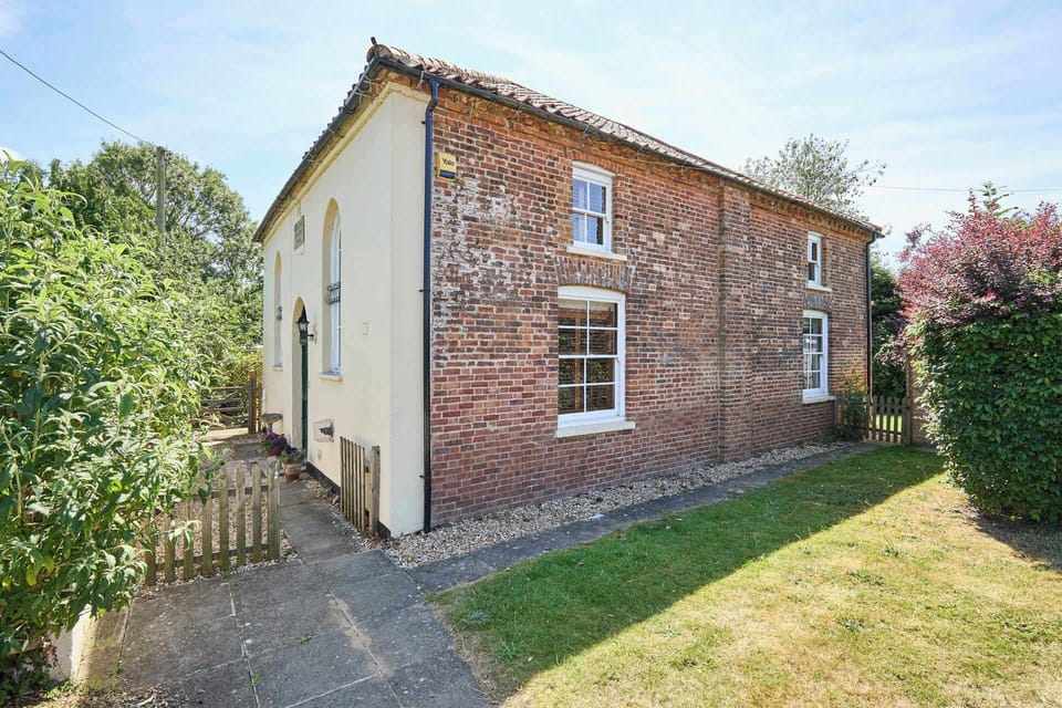The Chapel, East Rudham - Host & Stay