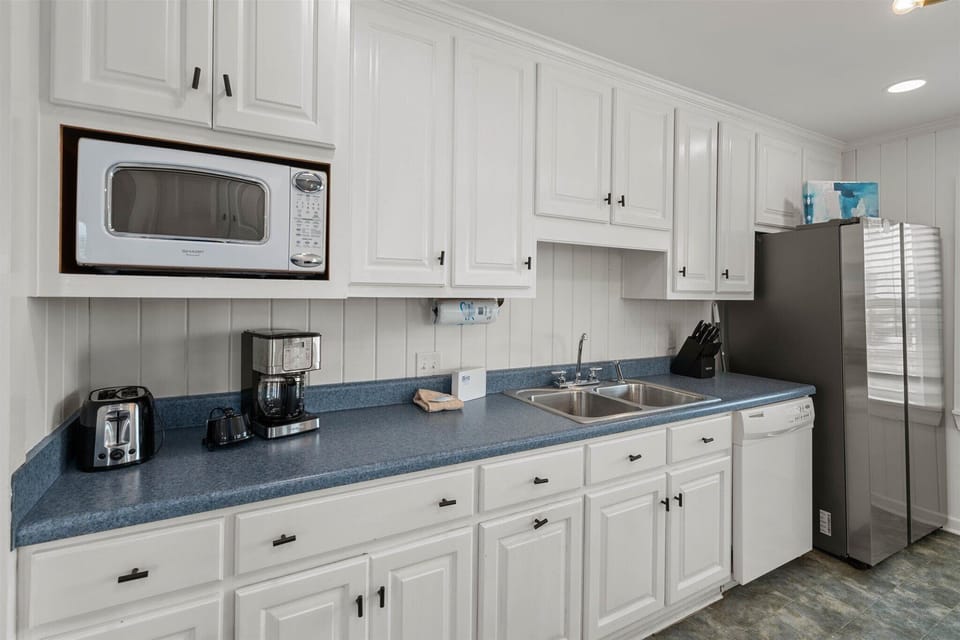 Dauphin Island Escape Coffee Station in Kitchen