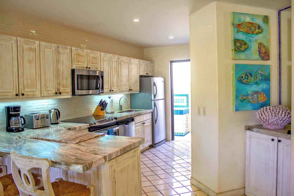 Modern kitchen ready for your culinary creations.