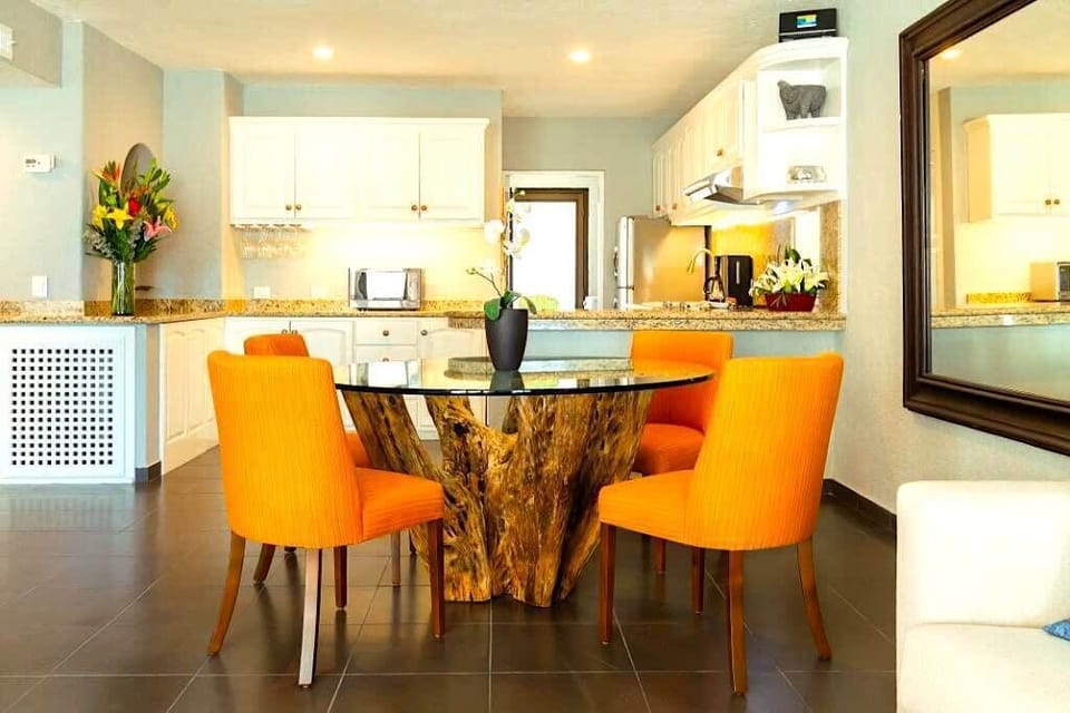 Bright dining area. Enjoy meals with loved ones.