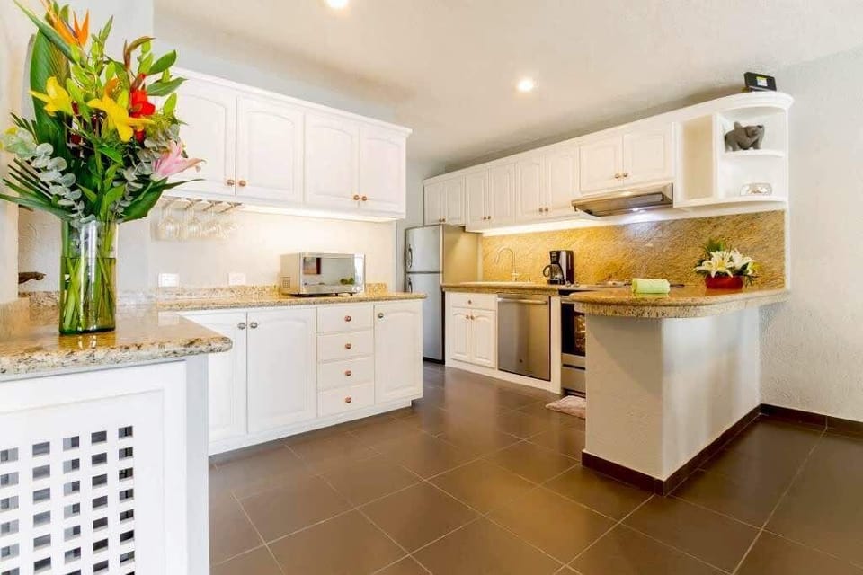 Gourmet kitchen. Prepare delicious meals with ease.