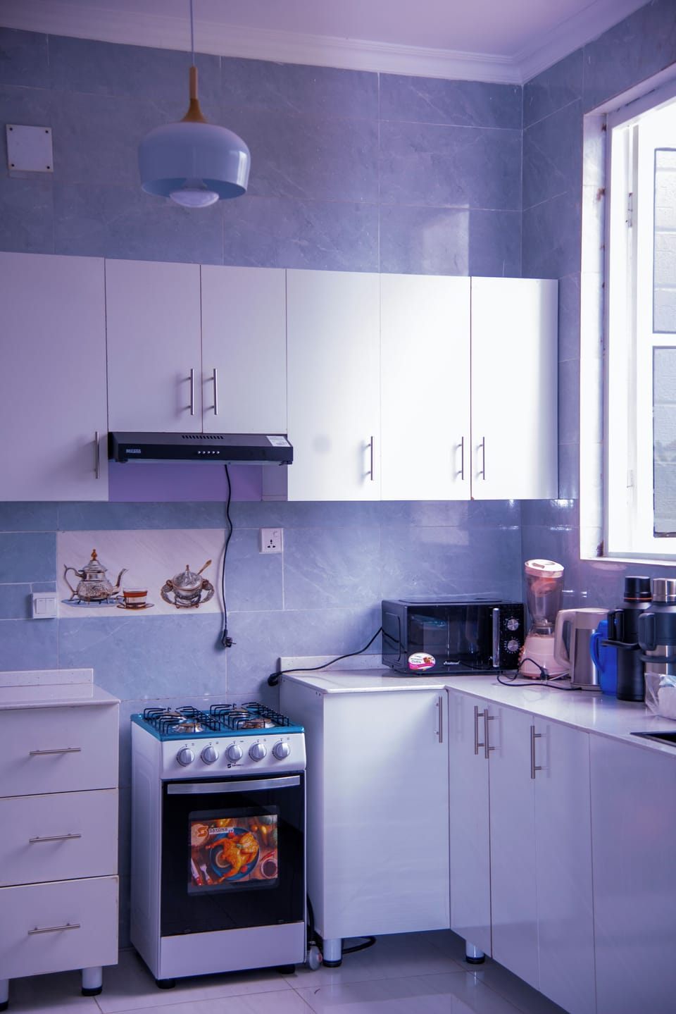 Mini-fridge, microwave, oven, stovetop