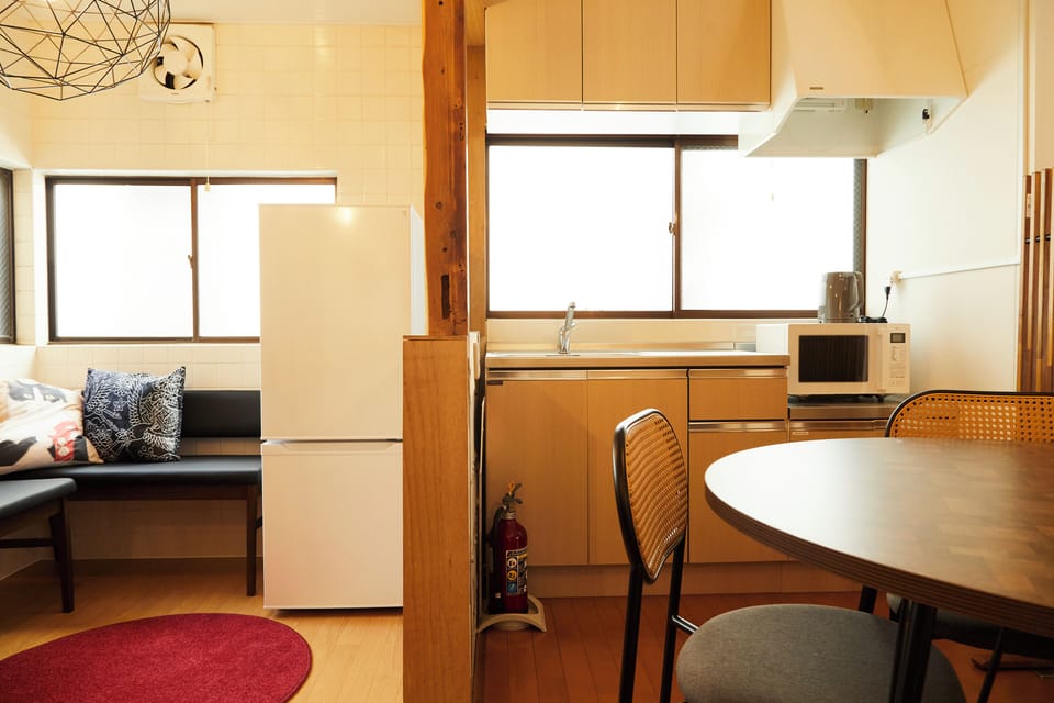 Basic Apartment, Non Smoking | In-room dining