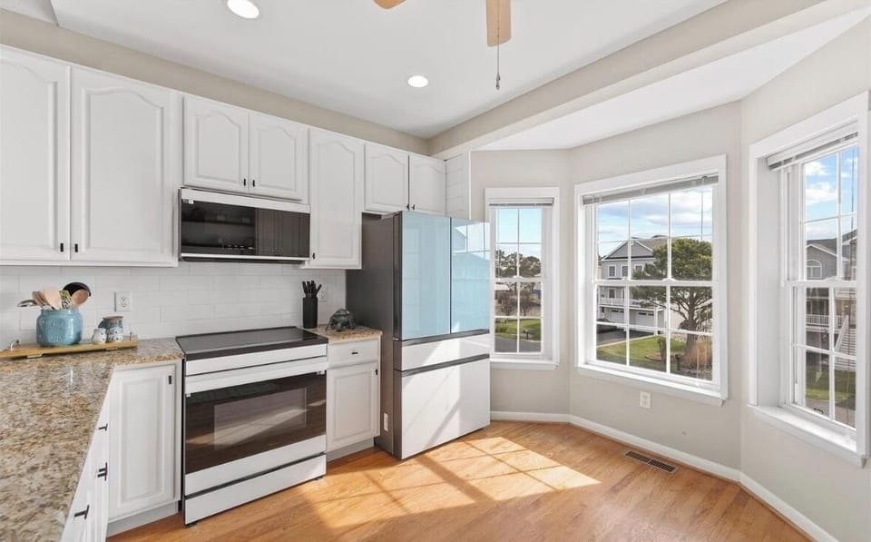 Gourmet Kitchen featuring Samsung Smart Appliances 