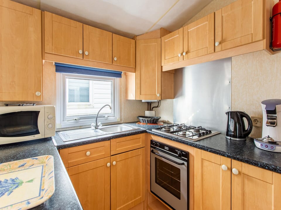 Mobile Home | Private kitchen