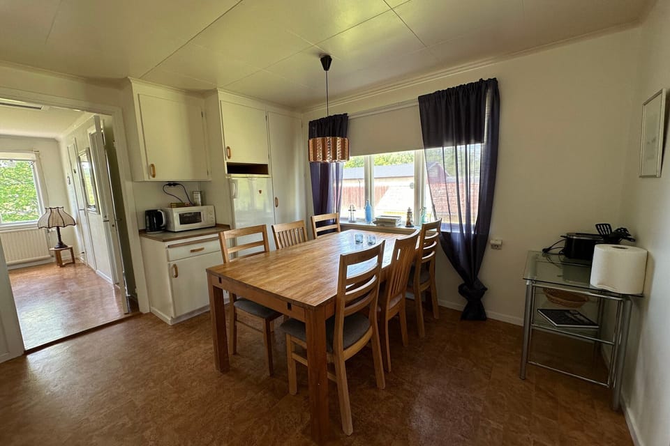 Kitchen and dining area