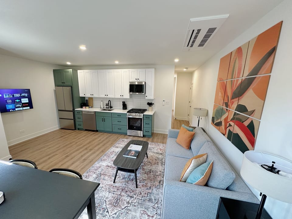 Living Room/Kitchen