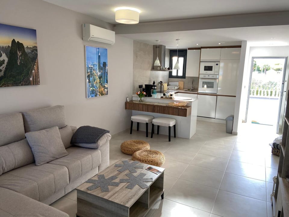Apartment | Living room