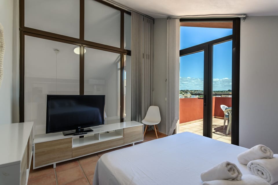 Apartment | 3 bedrooms, iron/ironing board