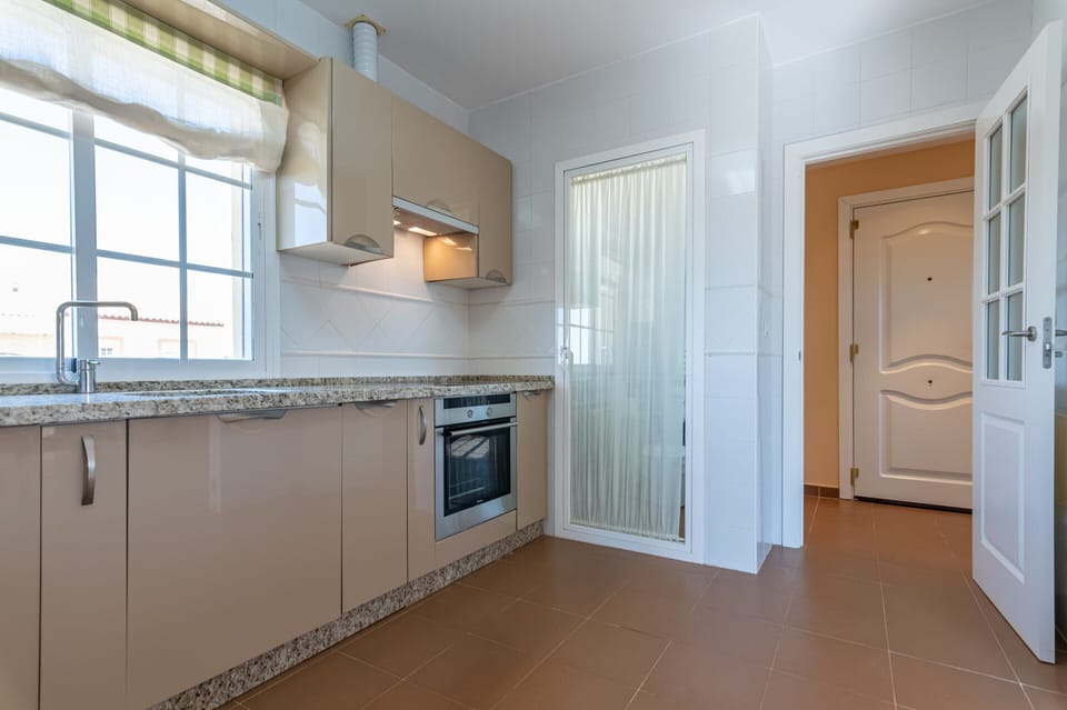 Apartment | Private kitchen | Coffee/tea maker, fridge, microwave, oven