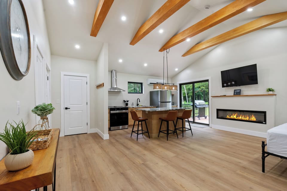 kitchen ,bedroom ,living area