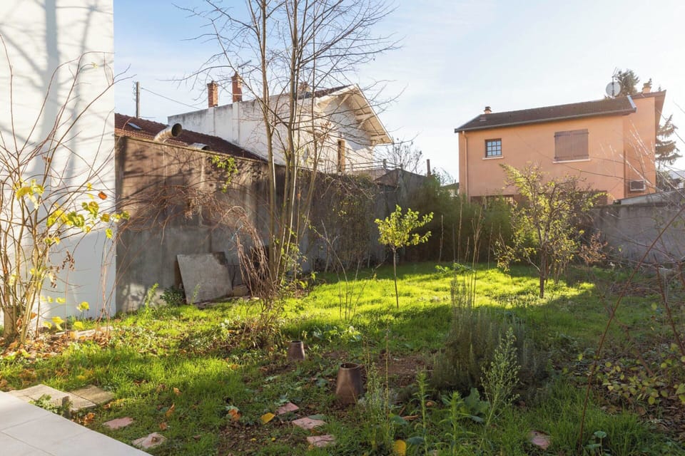 Dify Stoppa - Parilly Apartment in Lyon