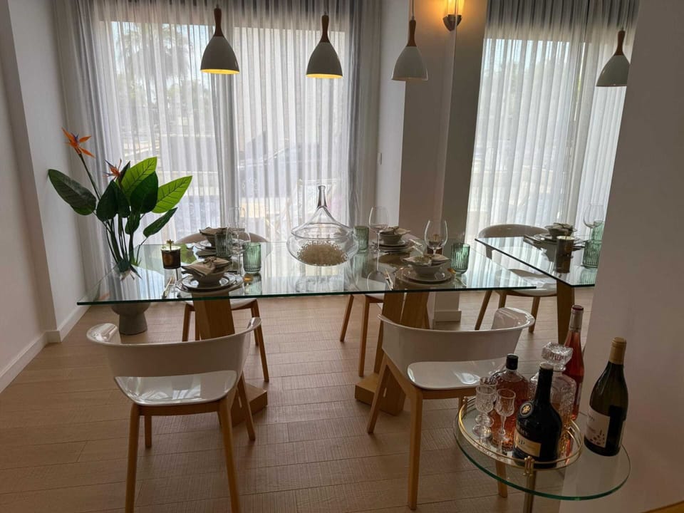 Apartment | Dining