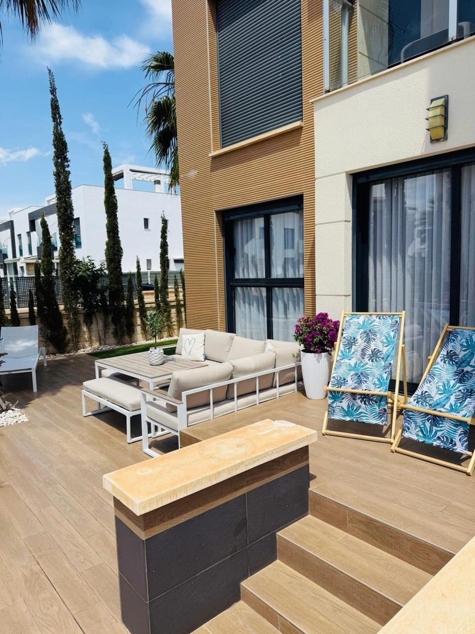 Apartment | Terrace/patio