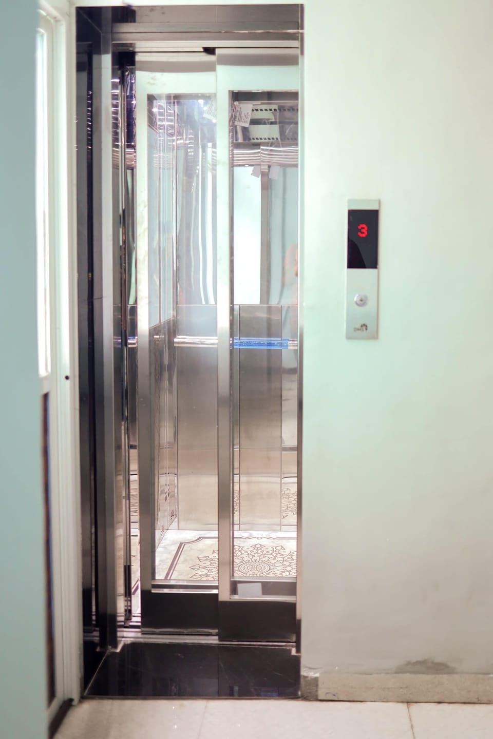 Elevator