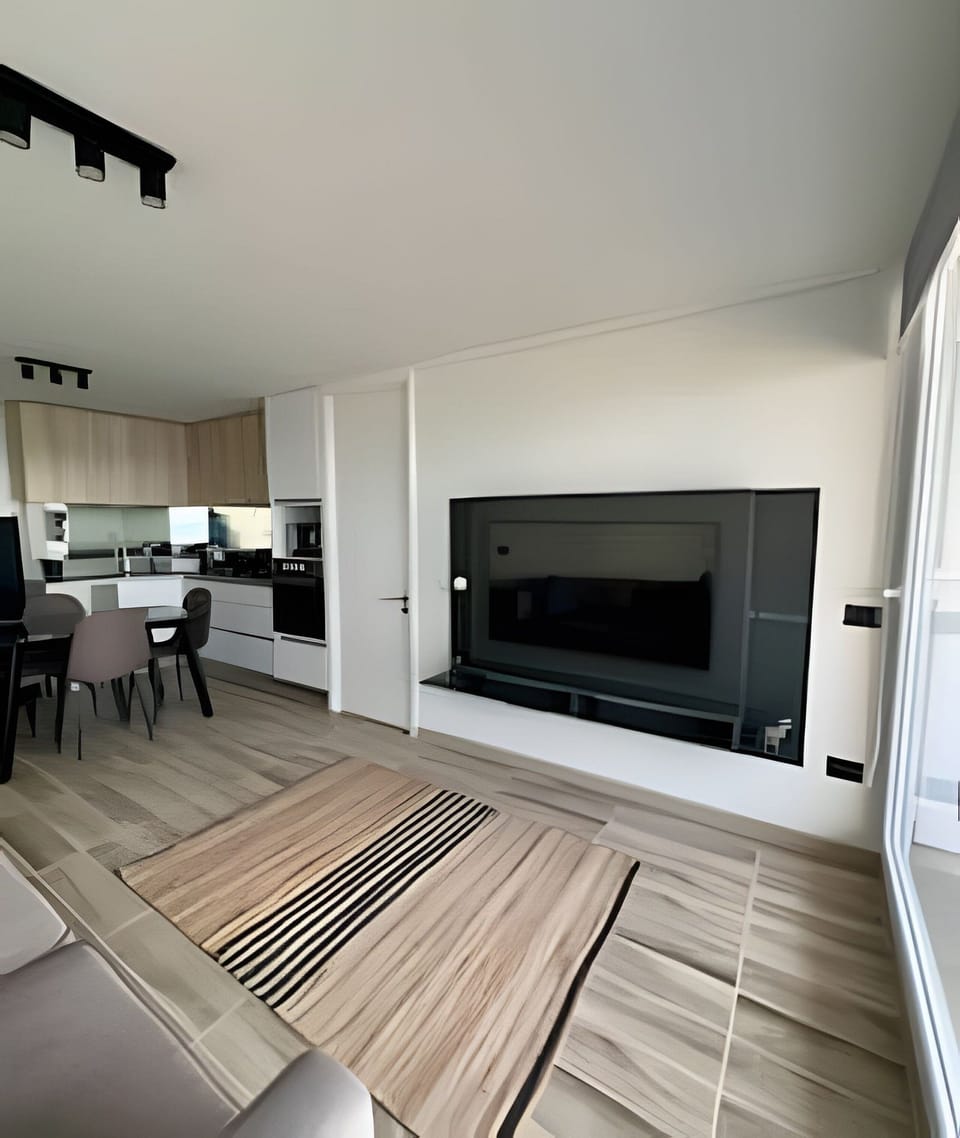 Communal lounge / TV room