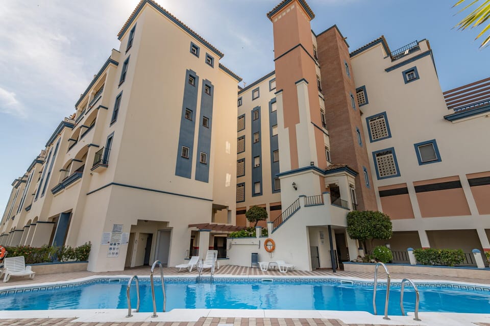 Apartment | Pool | Outdoor pool