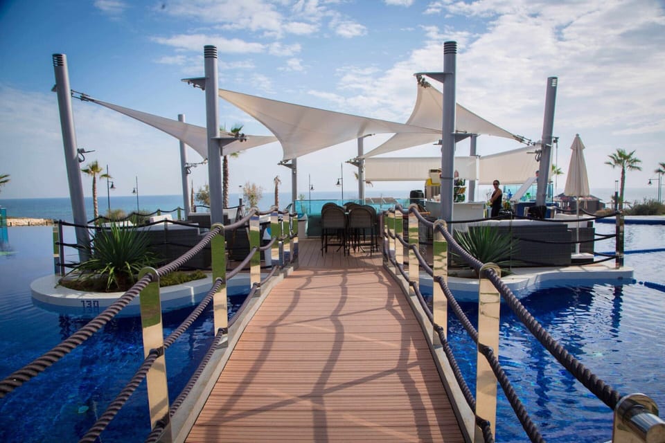 Apartment | Pool | Outdoor pool