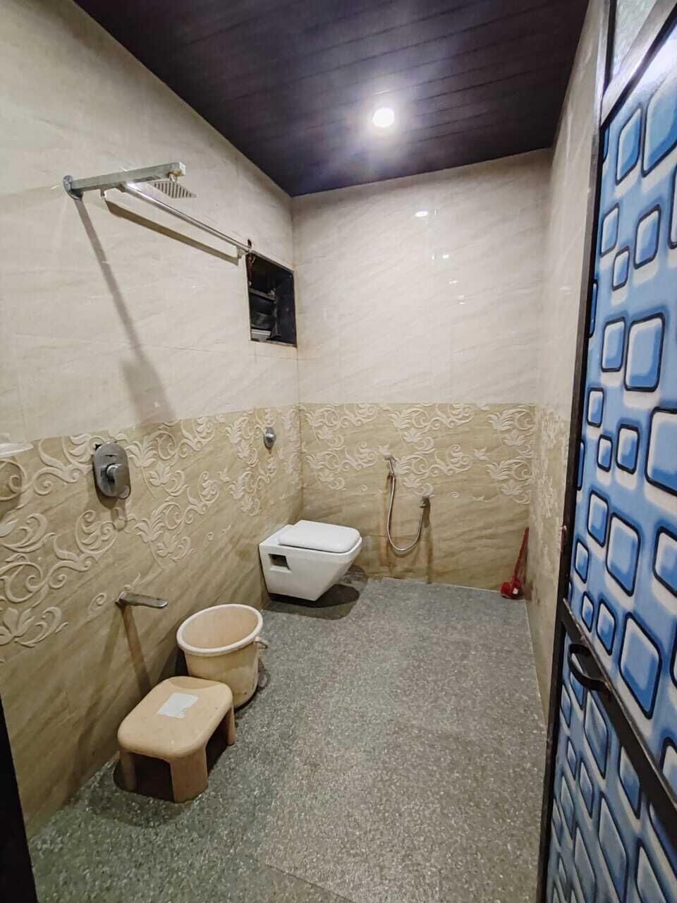 Deluxe Double or Twin Room, Garden View | Bathroom | Towels, soap, shampoo, toilet paper