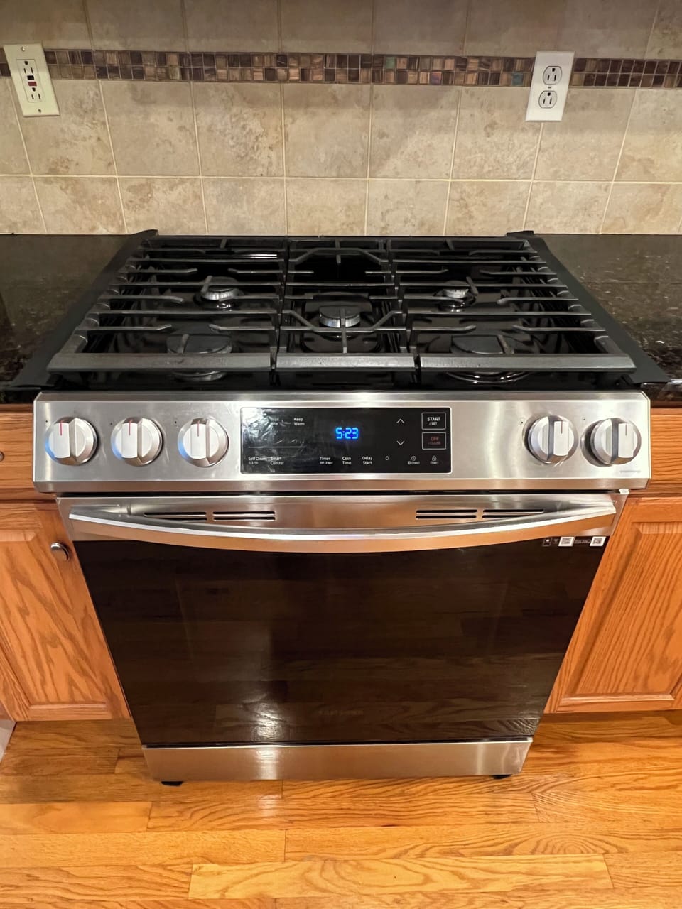 Gas Stove and Oven