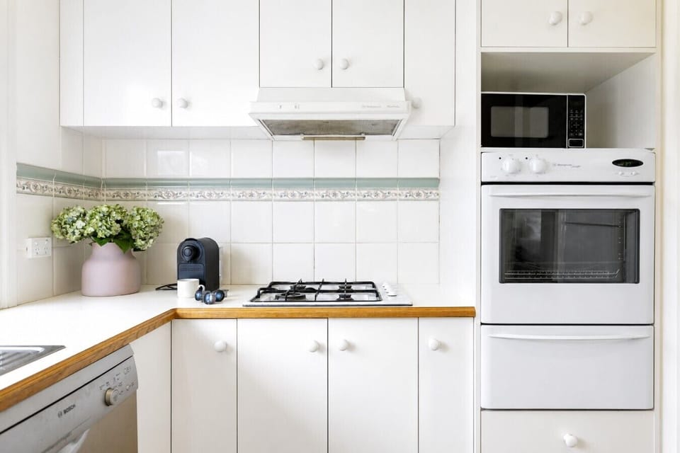 A clean, calming space designed for simple meals and relaxed starts to the day.