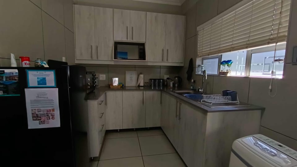 Comfort Double Room, Patio, Garden View | Private kitchen | Full-size fridge, microwave, oven, stovetop