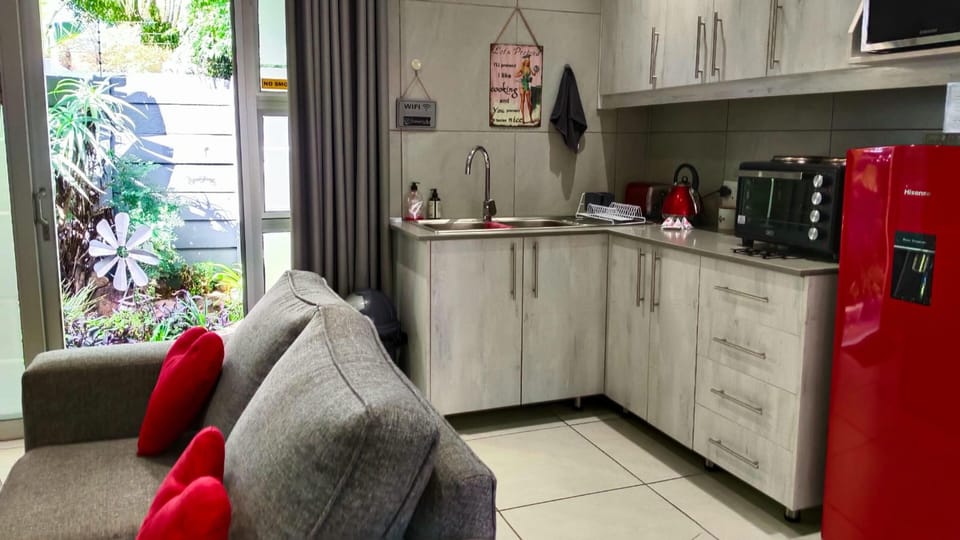 Family Double Room, Patio, Garden View | Private kitchen | Full-size fridge, microwave, oven, stovetop