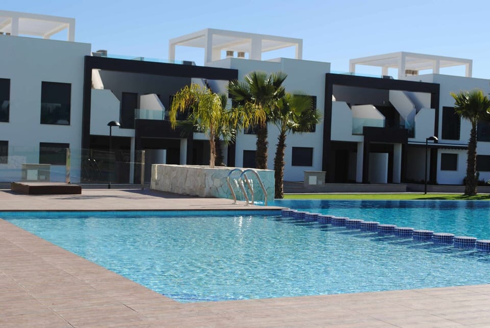 Apartment | Pool | Outdoor pool