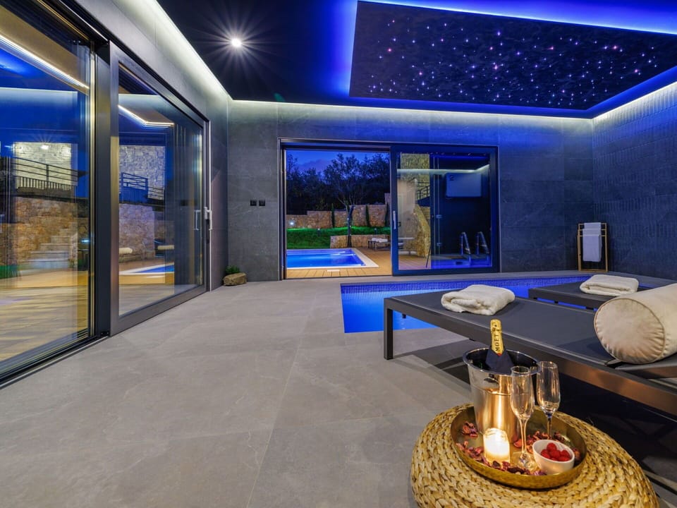 Swimming Pool, Lighting, Flooring, Ceiling, Resort, Light Fixture, Hotel, Design, Tile, Eco Hotel
