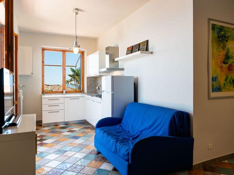 Furniture, Interior Design, Flooring, Floor, Wood, Room, Ceiling, Table, Lighting, Chair