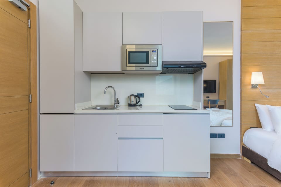 Private kitchenette