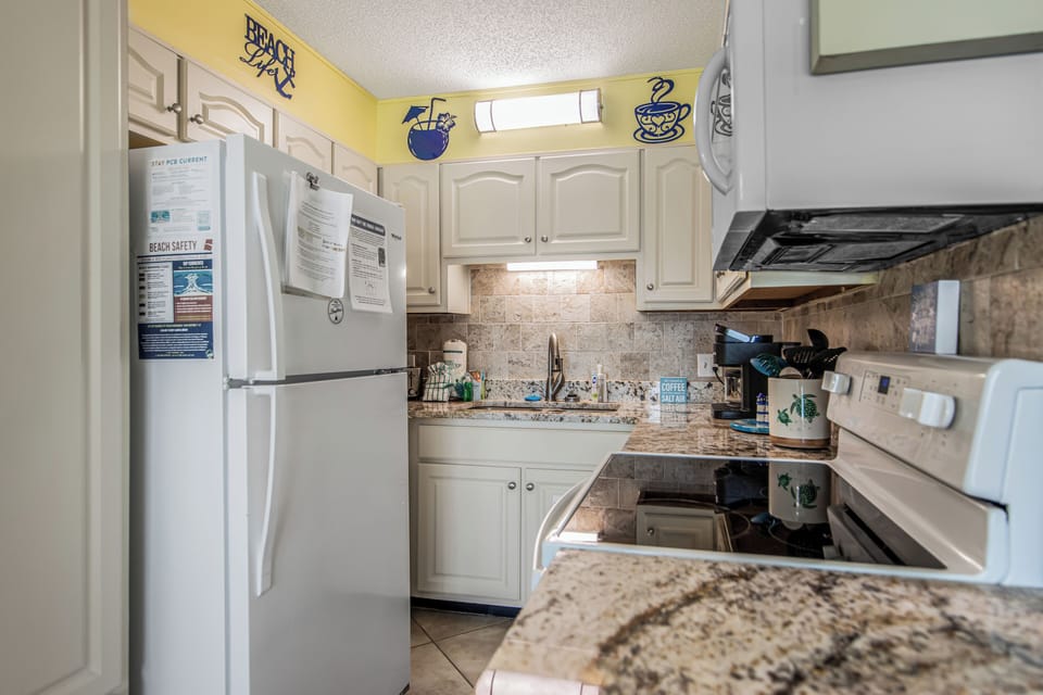 Full Kitchen