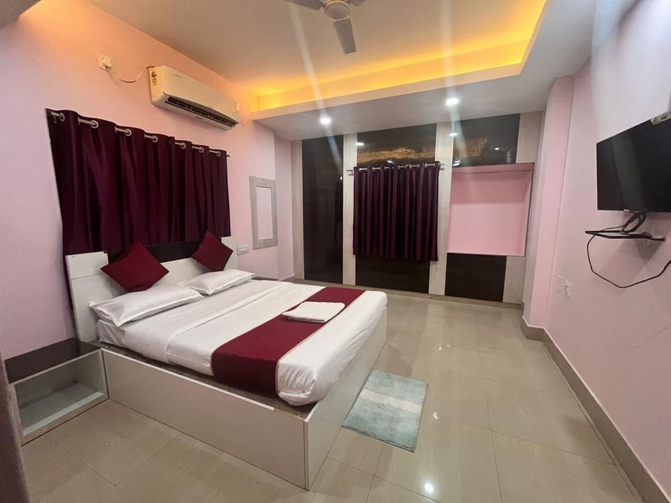 Deluxe Double Room | Desk, WiFi (free)
