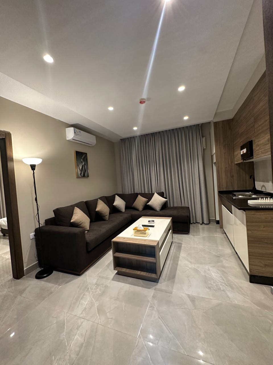 Apartment, 1 Bedroom, Accessible, Smoking | Living area