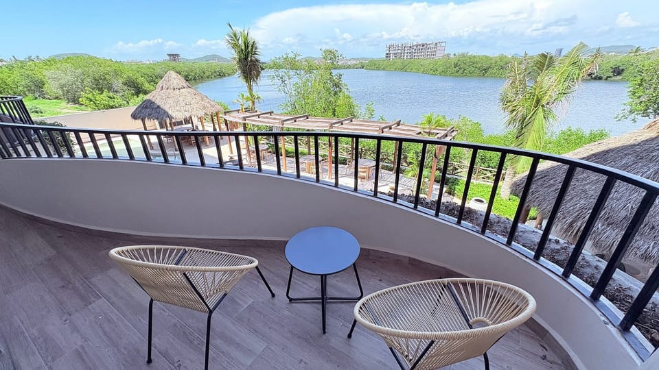 Balcony / Terrace