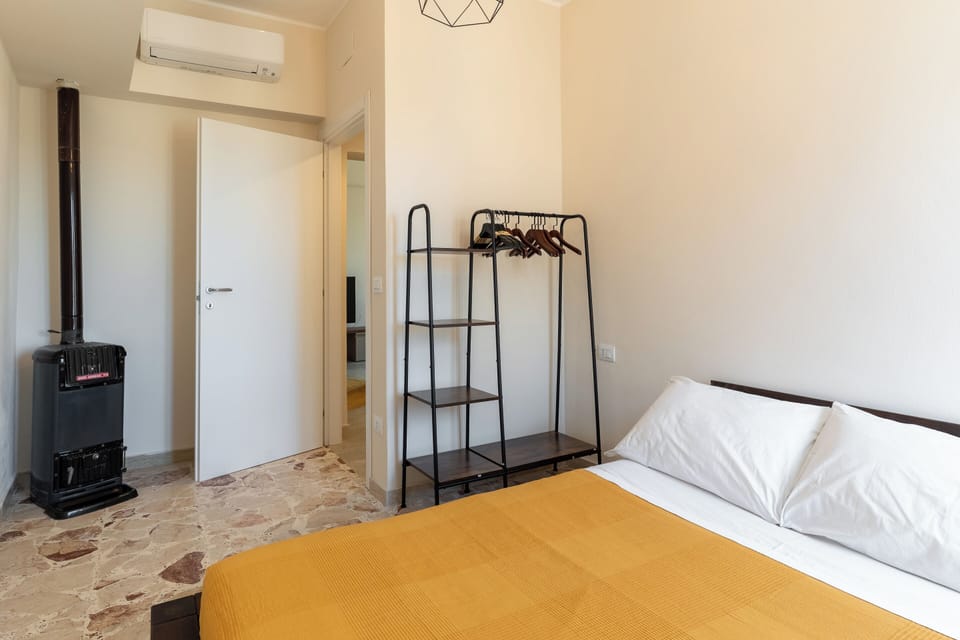 House, 2 Bedrooms, Hill View | Free WiFi, bed sheets