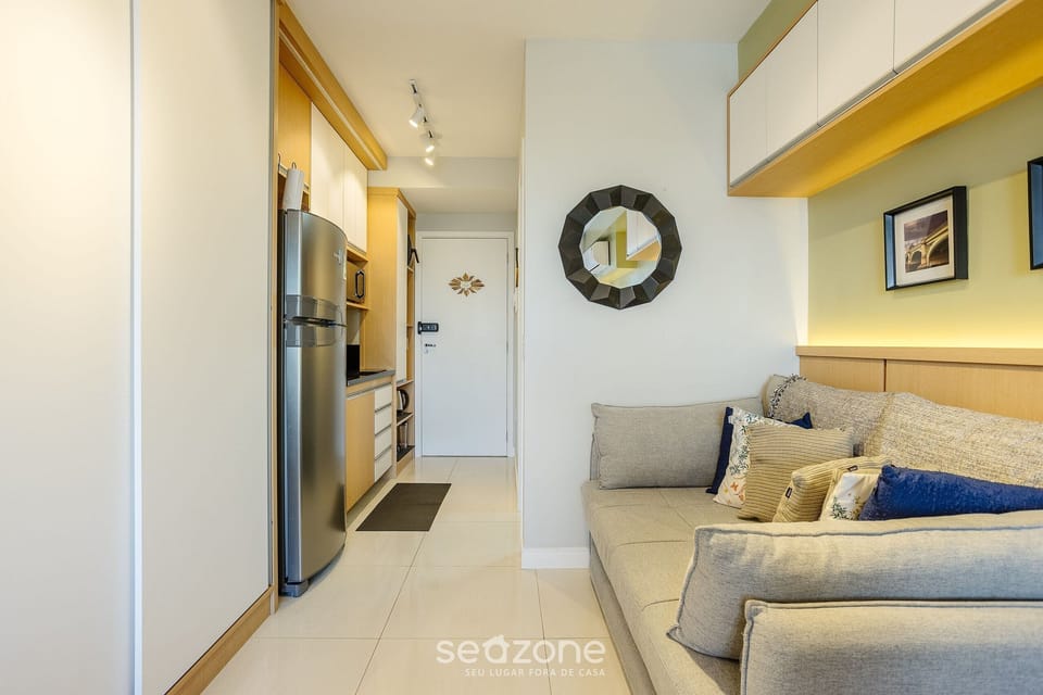 Basic Apartment | Living area