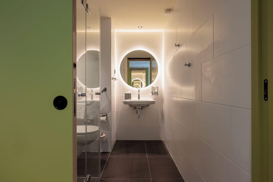 Room, 2 Twin Beds, Accessible | Bathroom | Shower, rainfall showerhead, free toiletries, hair dryer