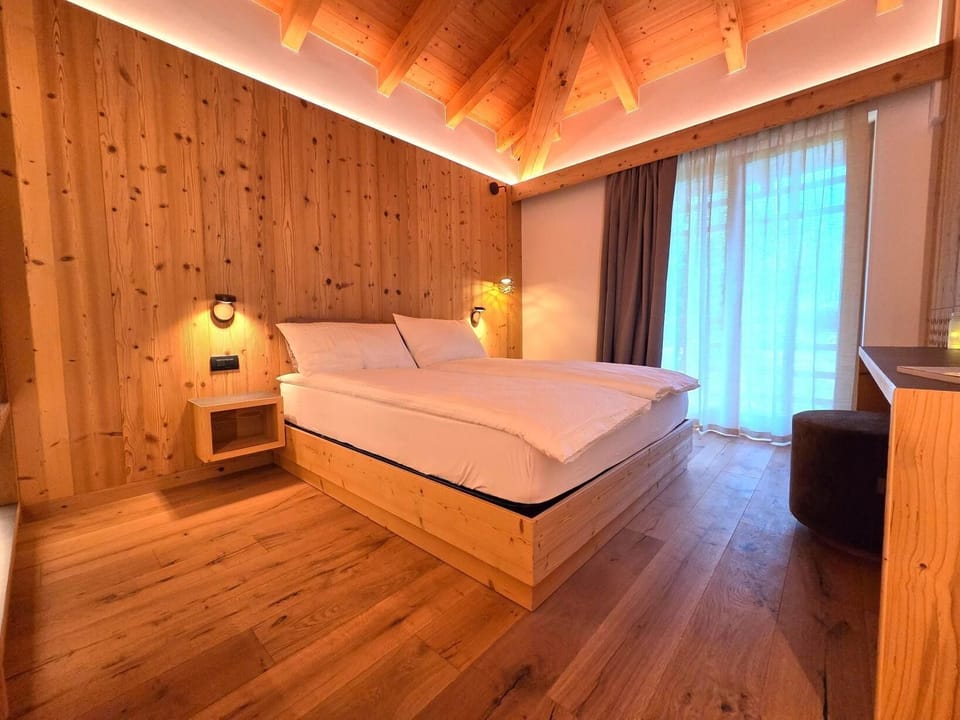 Superior Room, Balcony, Mountain View | Frette Italian sheets, premium bedding, down comforters