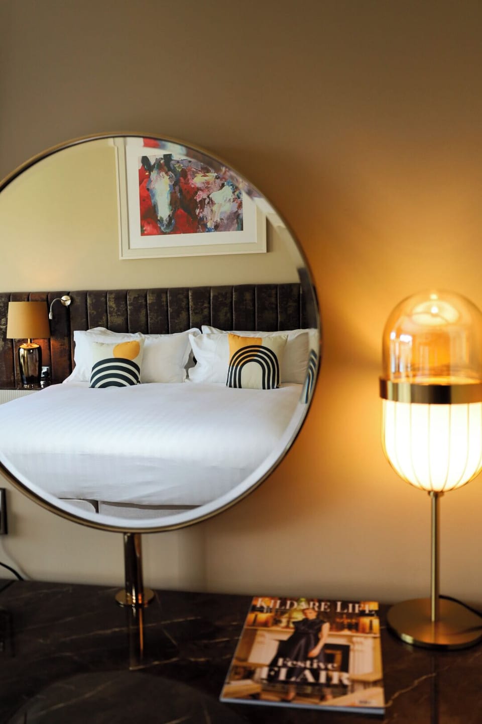 Standard Room, 1 King Bed, Hot Tub (Paddock View, Terrace) | In-room safe, blackout drapes, WiFi (free), bed sheets