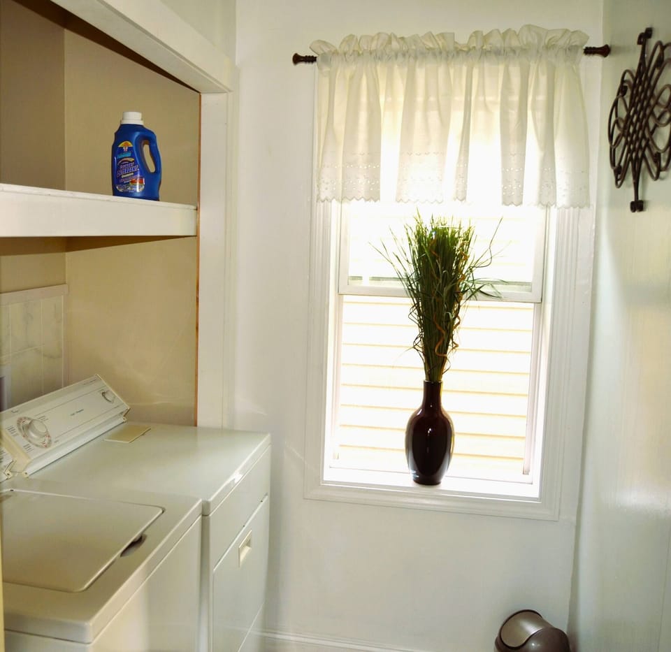 House, Multiple Bedrooms, Accessible | Interior