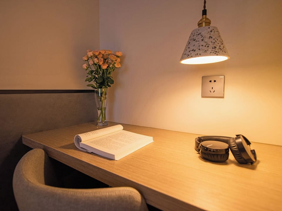 Superior Twin Room | Down comforters, laptop workspace, blackout drapes