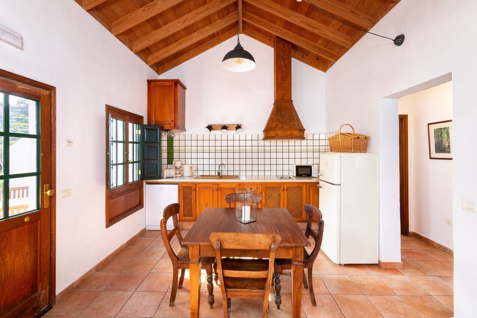Standard House, 2 Bedrooms | 2 bedrooms, individually decorated, individually furnished