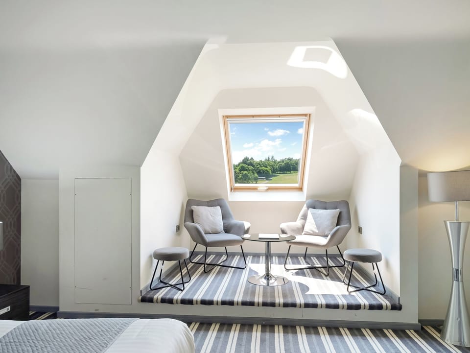 Family Double Room | Premium bedding, desk, laptop workspace, blackout drapes