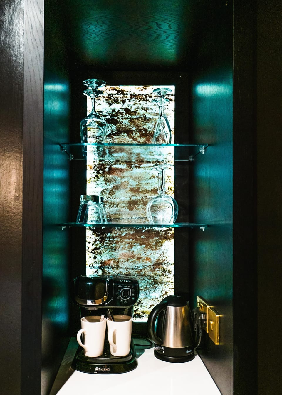 Deluxe Suite | Premium bedding, individually decorated, individually furnished, desk