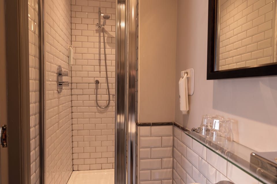 Family Room | Bathroom | Hair dryer, towels