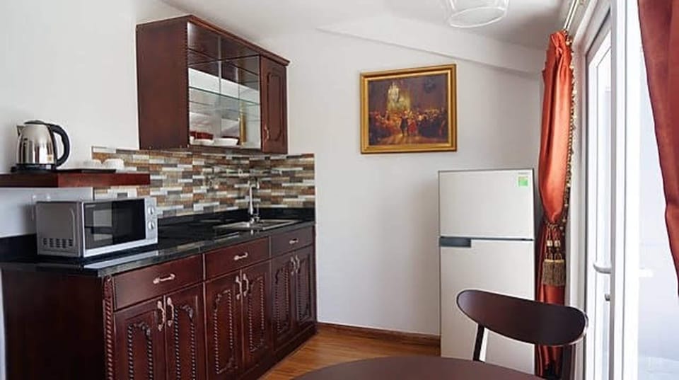 Deluxe Apartment, 1 Bedroom | Premium bedding, minibar, desk, free WiFi